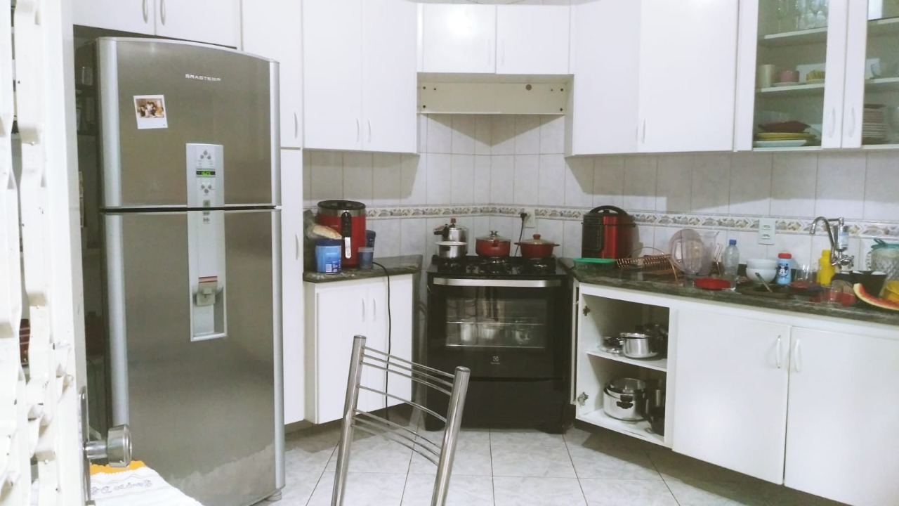 Prédio Inteiro à venda com 3 quartos, 190m² - Foto 4