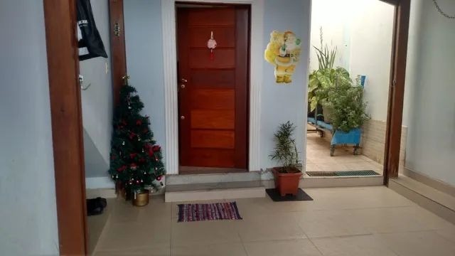 Casa à venda com 5 quartos, 240m² - Foto 10