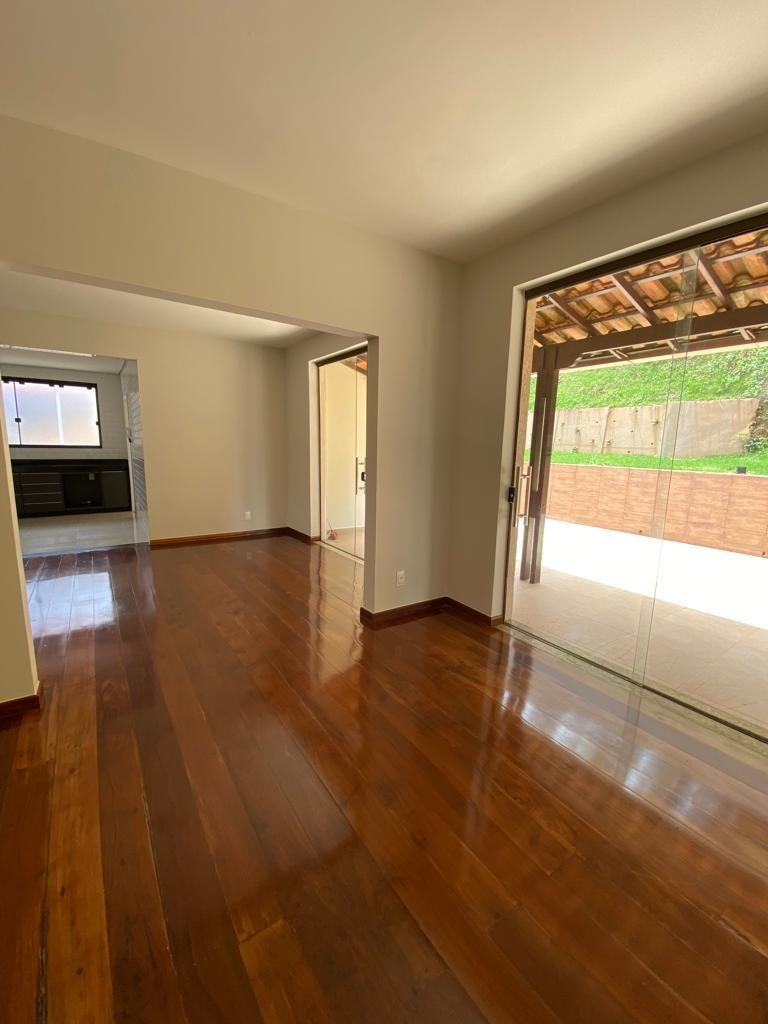 Casa à venda com 4 quartos, 592m² - Foto 8