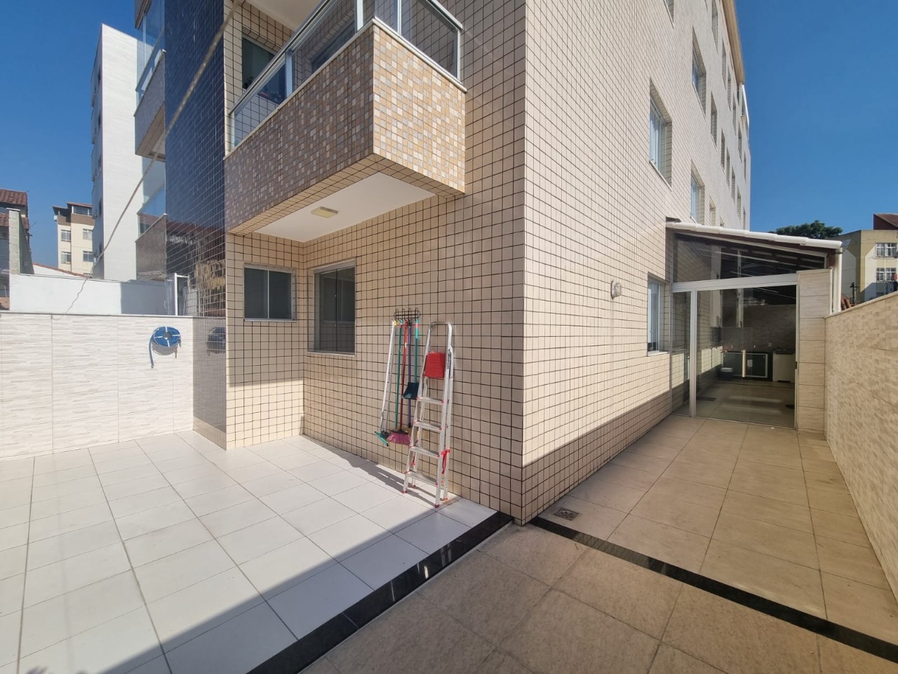 Apartamento à venda com 2 quartos, 107m² - Foto 15