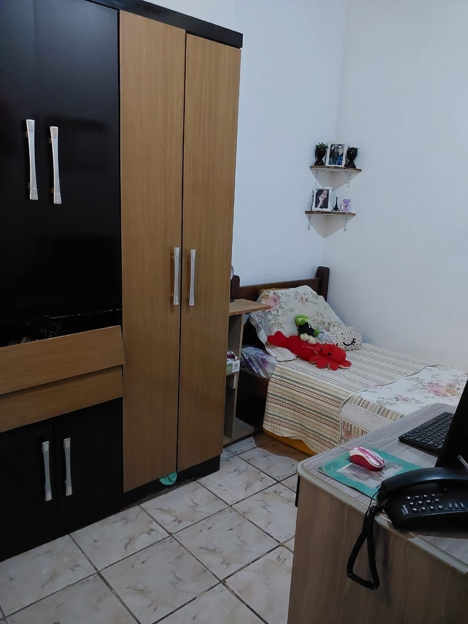 Casa à venda com 3 quartos, 70m² - Foto 10