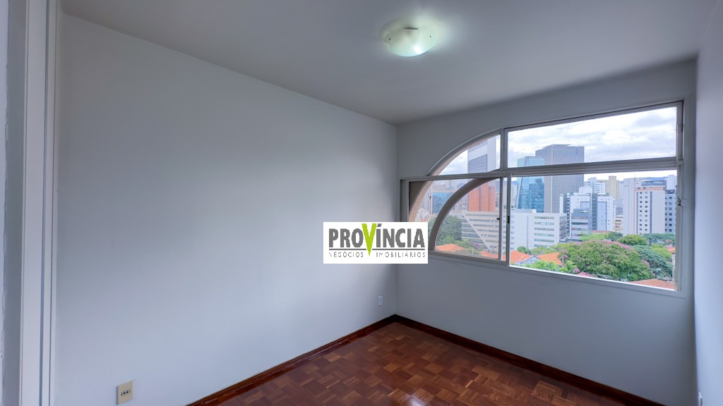 Apartamento à venda com 4 quartos, 196m² - Foto 17