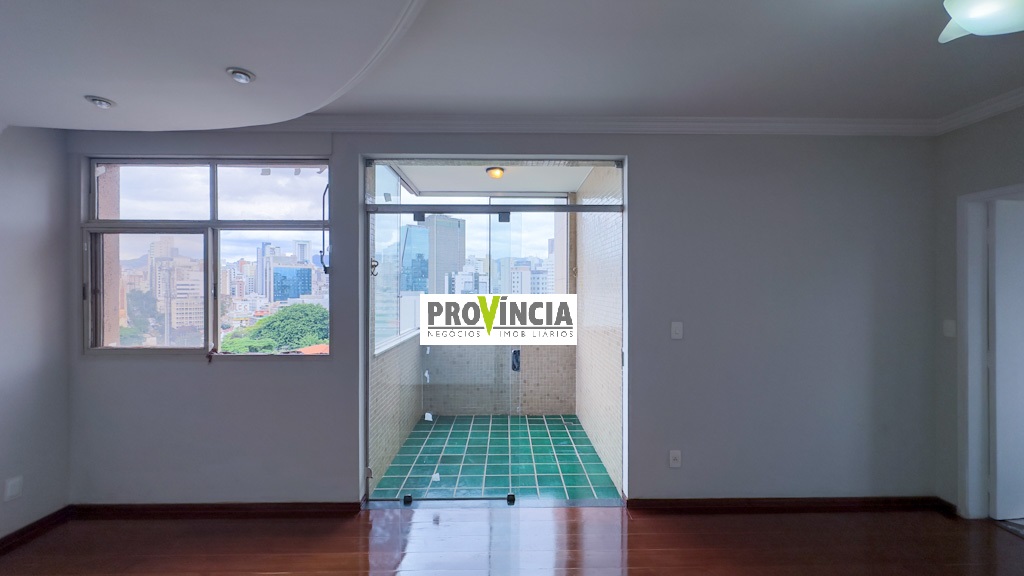 Apartamento à venda com 4 quartos, 196m² - Foto 7