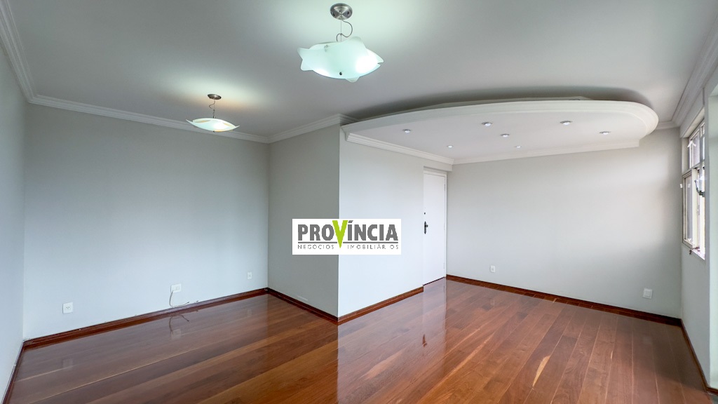 Apartamento à venda com 4 quartos, 196m² - Foto 1