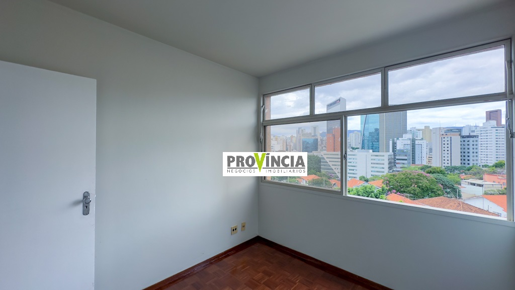 Apartamento à venda com 4 quartos, 196m² - Foto 20