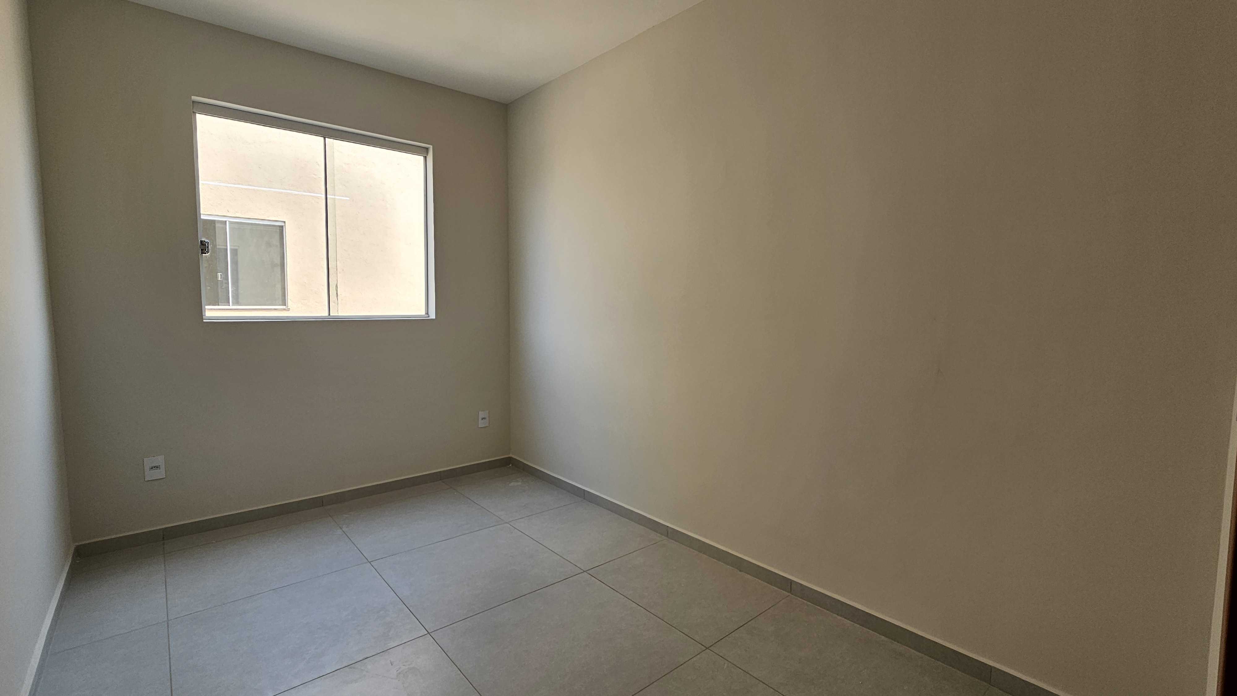 Casa à venda com 3 quartos, 109m² - Foto 4