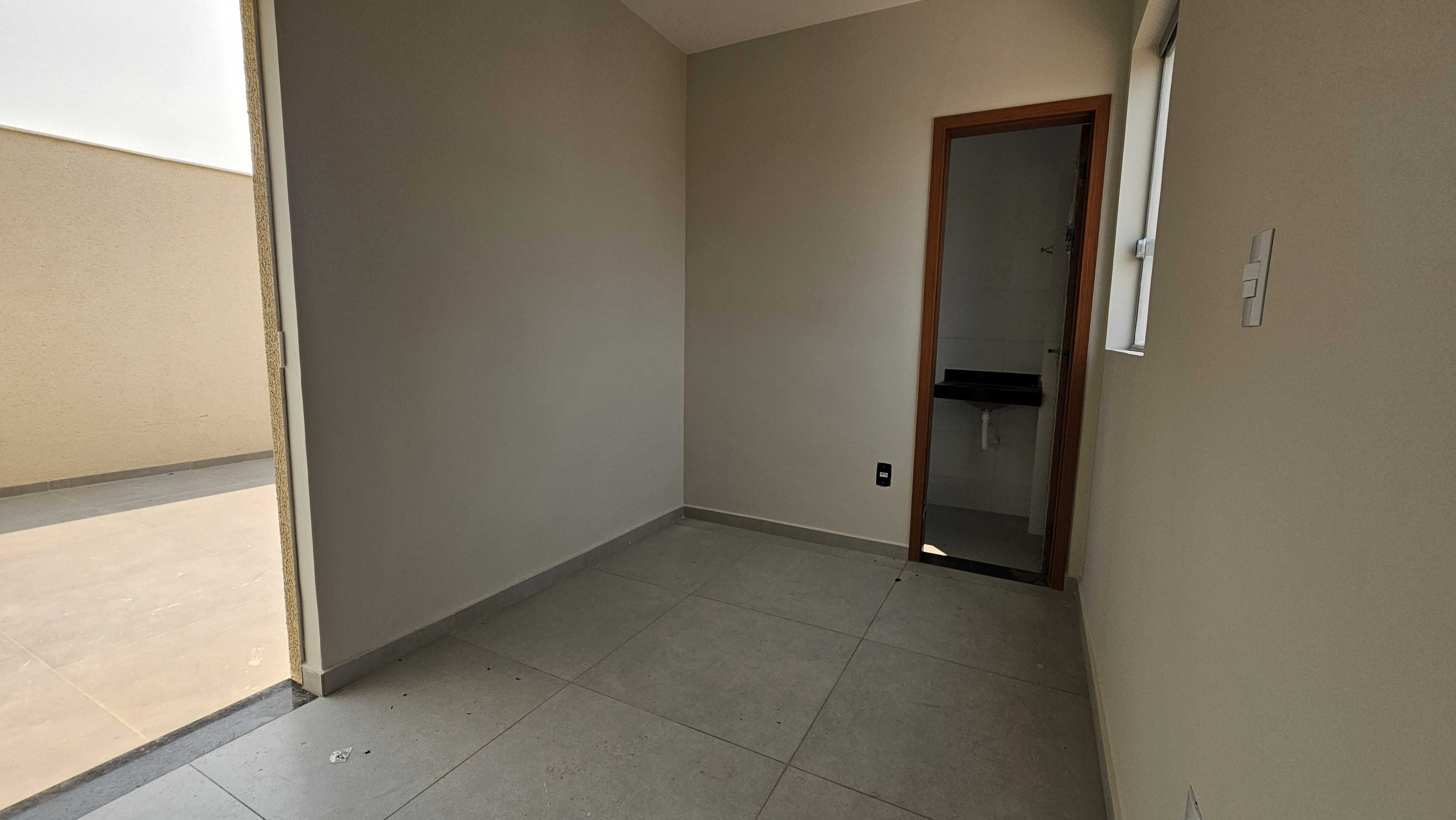 Casa à venda com 3 quartos, 109m² - Foto 10