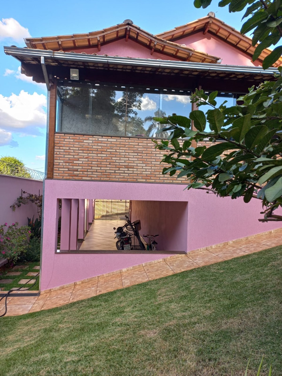 Casa à venda com 3 quartos, 360m² - Foto 3