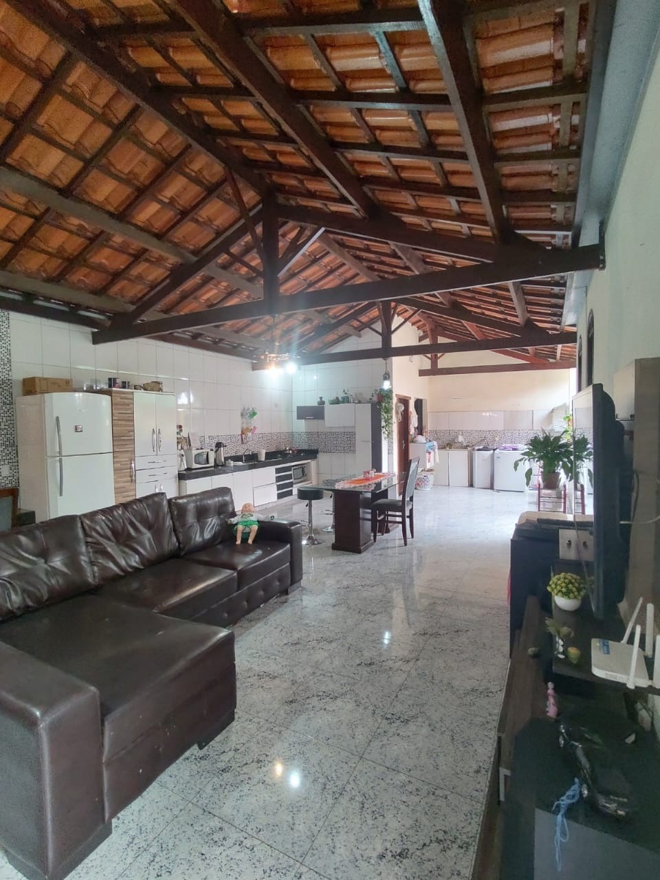 Casa à venda com 3 quartos, 220m² - Foto 5