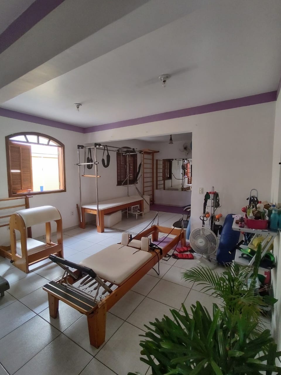 Casa à venda com 3 quartos, 220m² - Foto 3