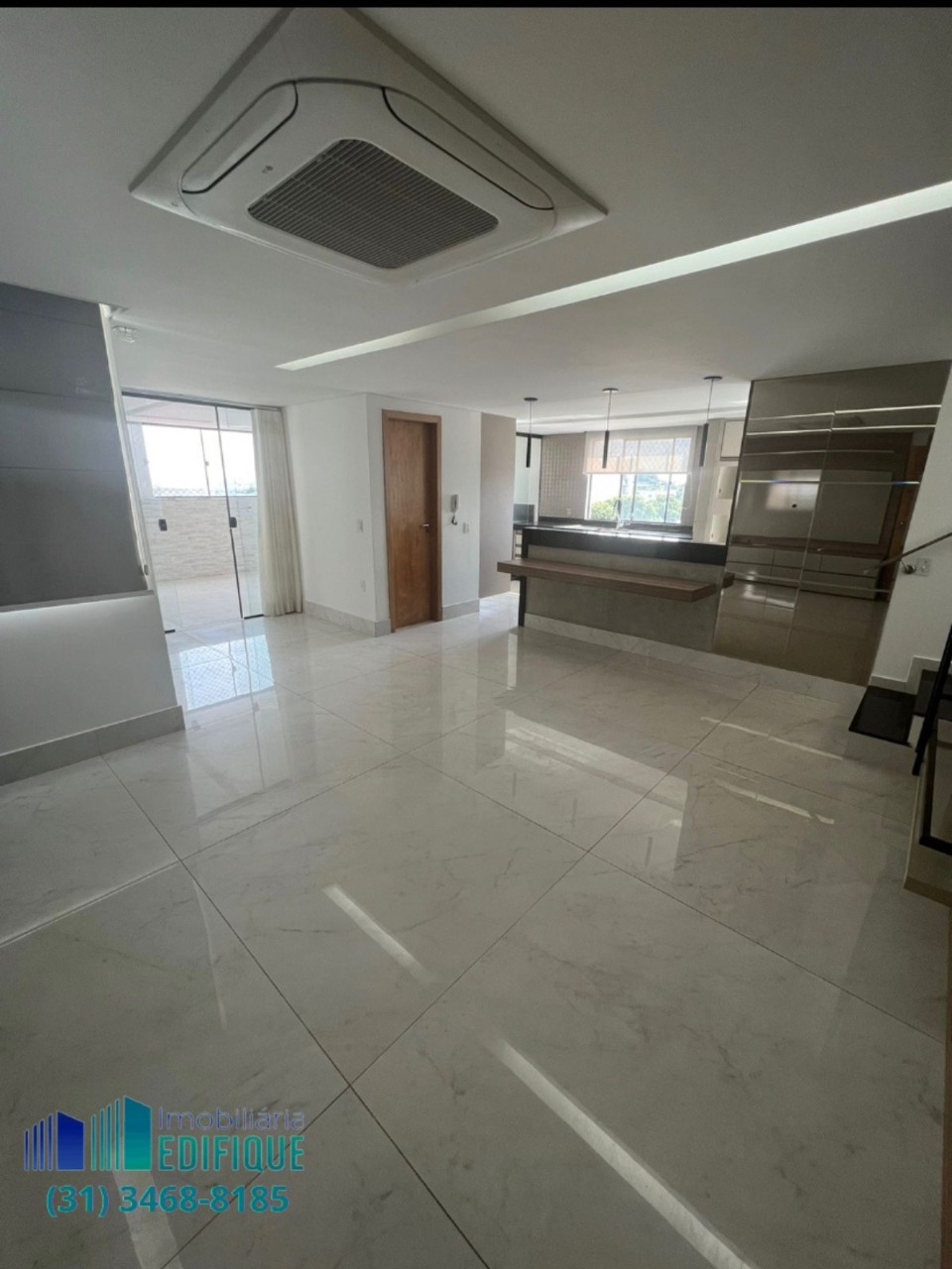 Cobertura à venda com 3 quartos, 145m² - Foto 1