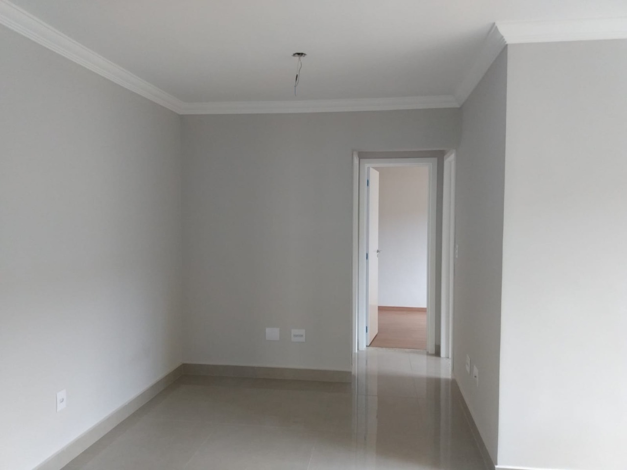 Apartamento à venda com 2 quartos, 60m² - Foto 7