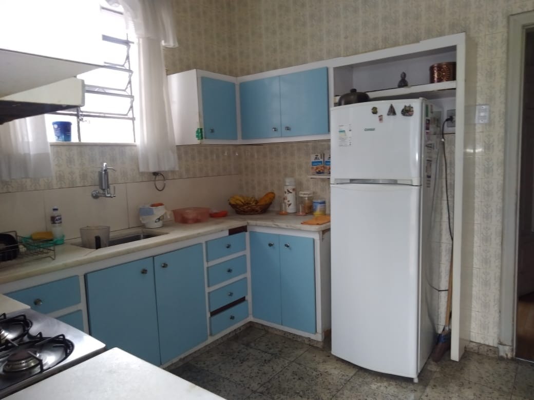 Casa à venda com 4 quartos, 150m² - Foto 12