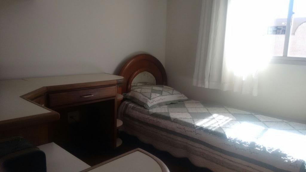 Apartamento à venda com 4 quartos, 140m² - Foto 5