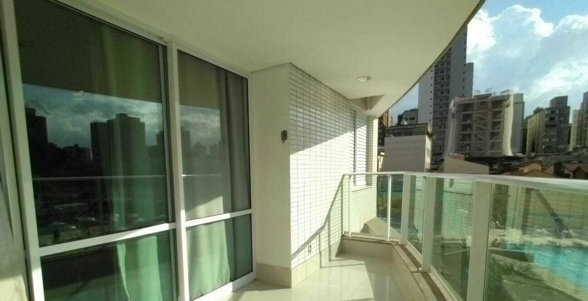 Apartamento à venda com 4 quartos, 180m² - Foto 7