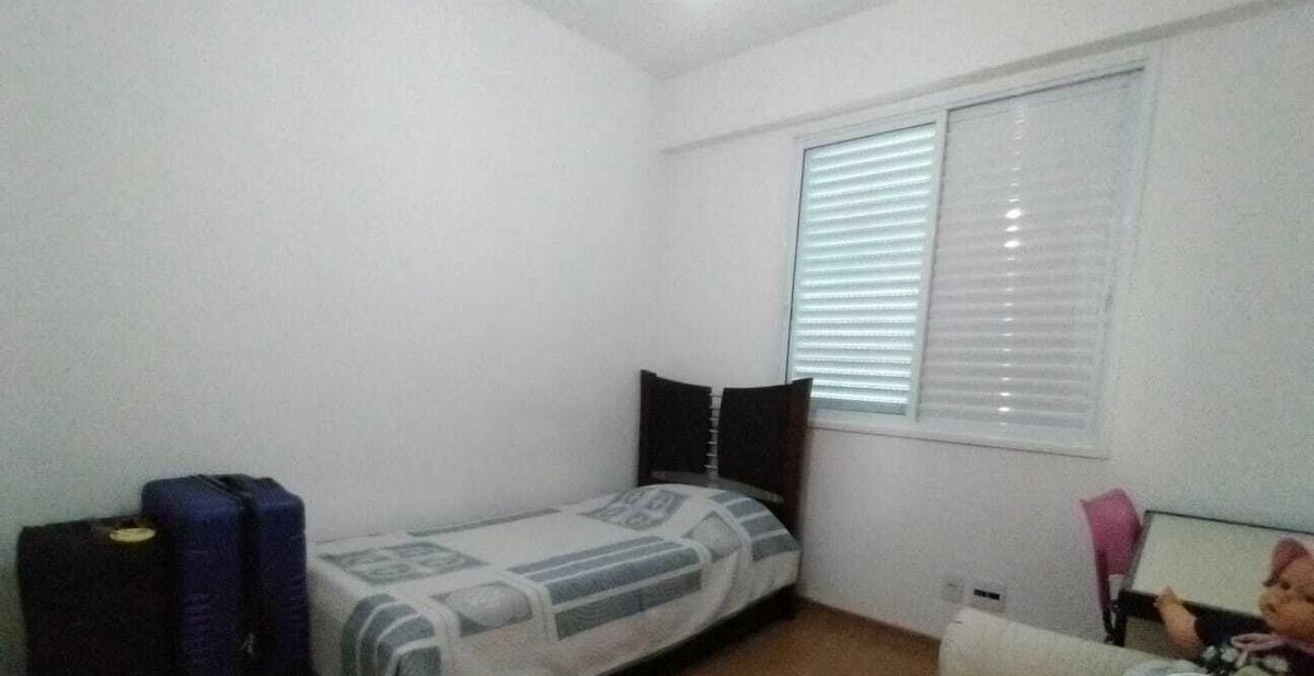 Apartamento à venda com 4 quartos, 180m² - Foto 14