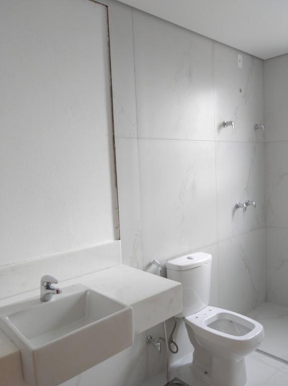 Apartamento à venda com 4 quartos, 136m² - Foto 4