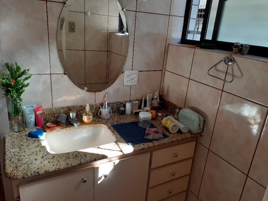 Apartamento à venda com 3 quartos, 165m² - Foto 13