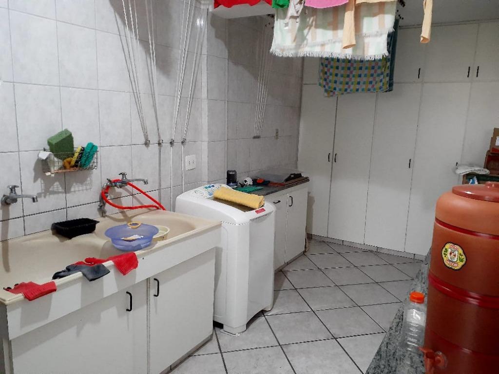 Apartamento à venda com 3 quartos, 165m² - Foto 25