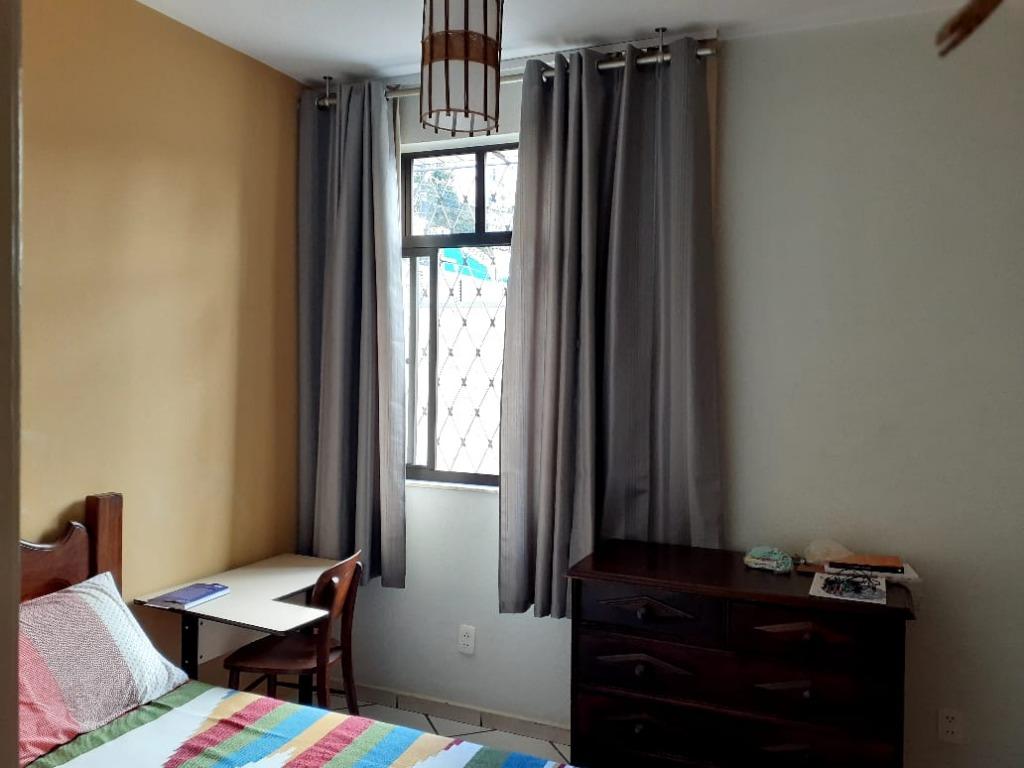 Apartamento à venda com 3 quartos, 165m² - Foto 2