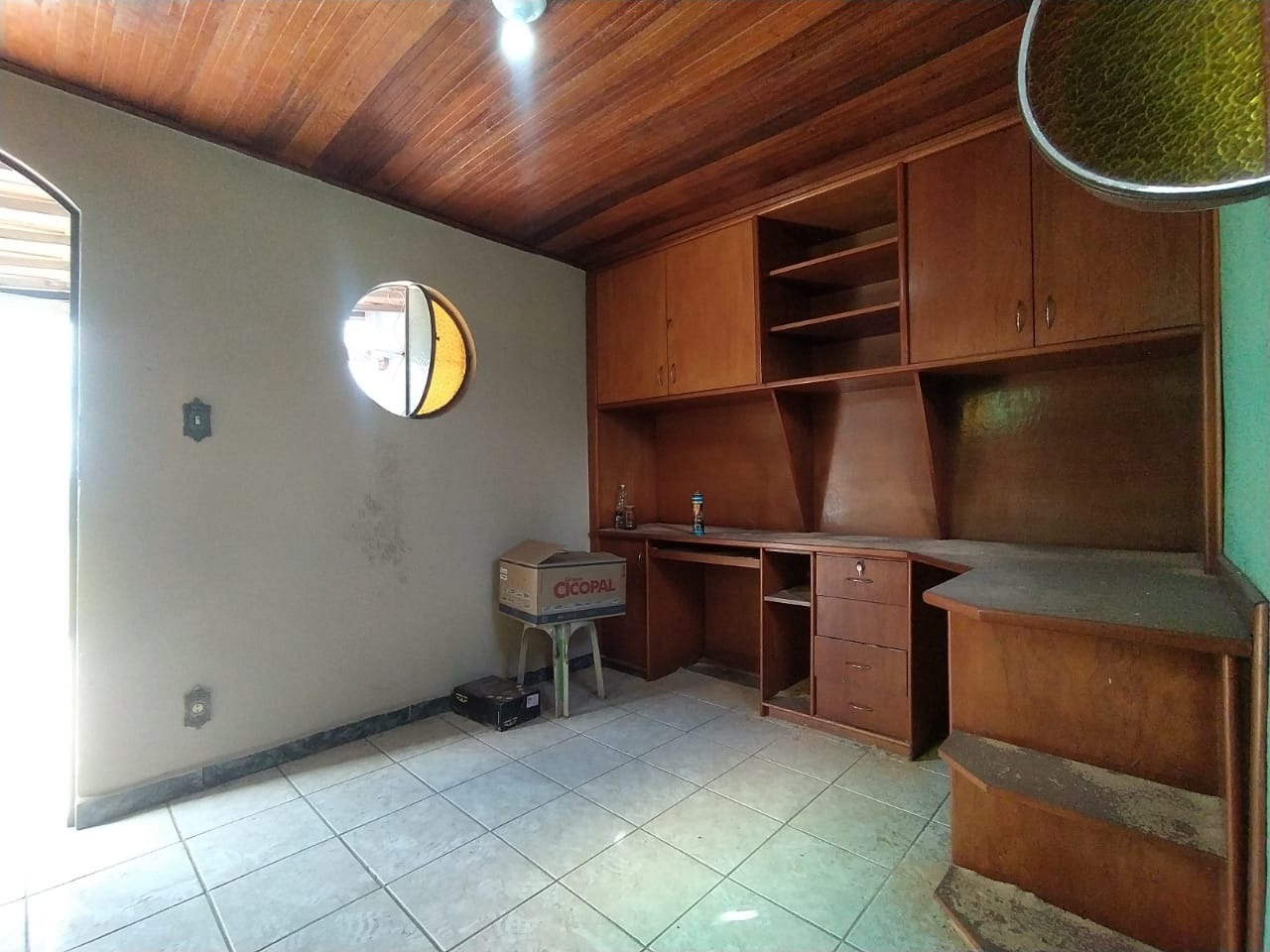 Casa à venda com 3 quartos, 300m² - Foto 5