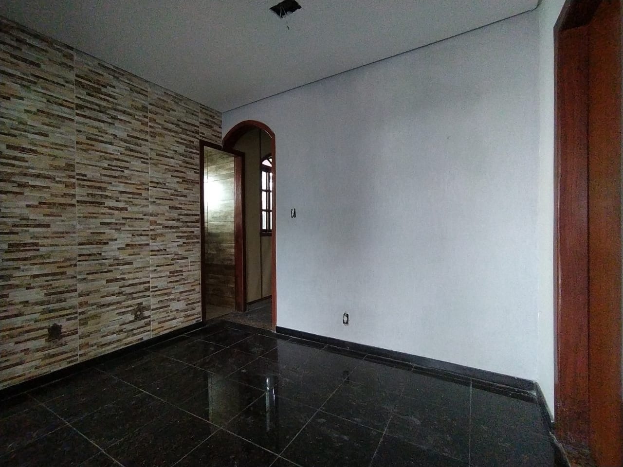 Casa à venda com 3 quartos, 300m² - Foto 14