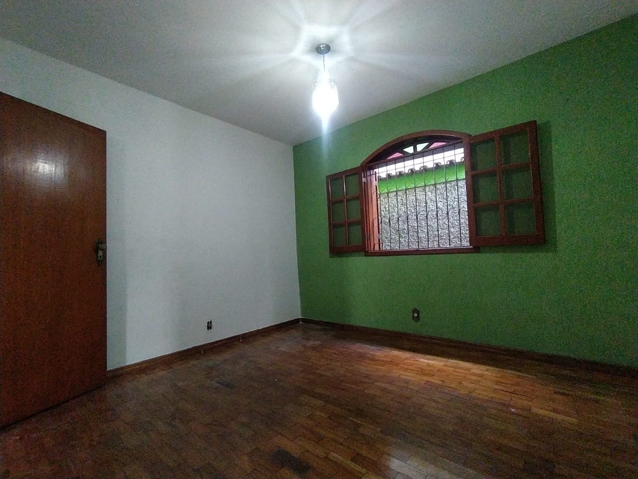 Casa à venda com 3 quartos, 300m² - Foto 18