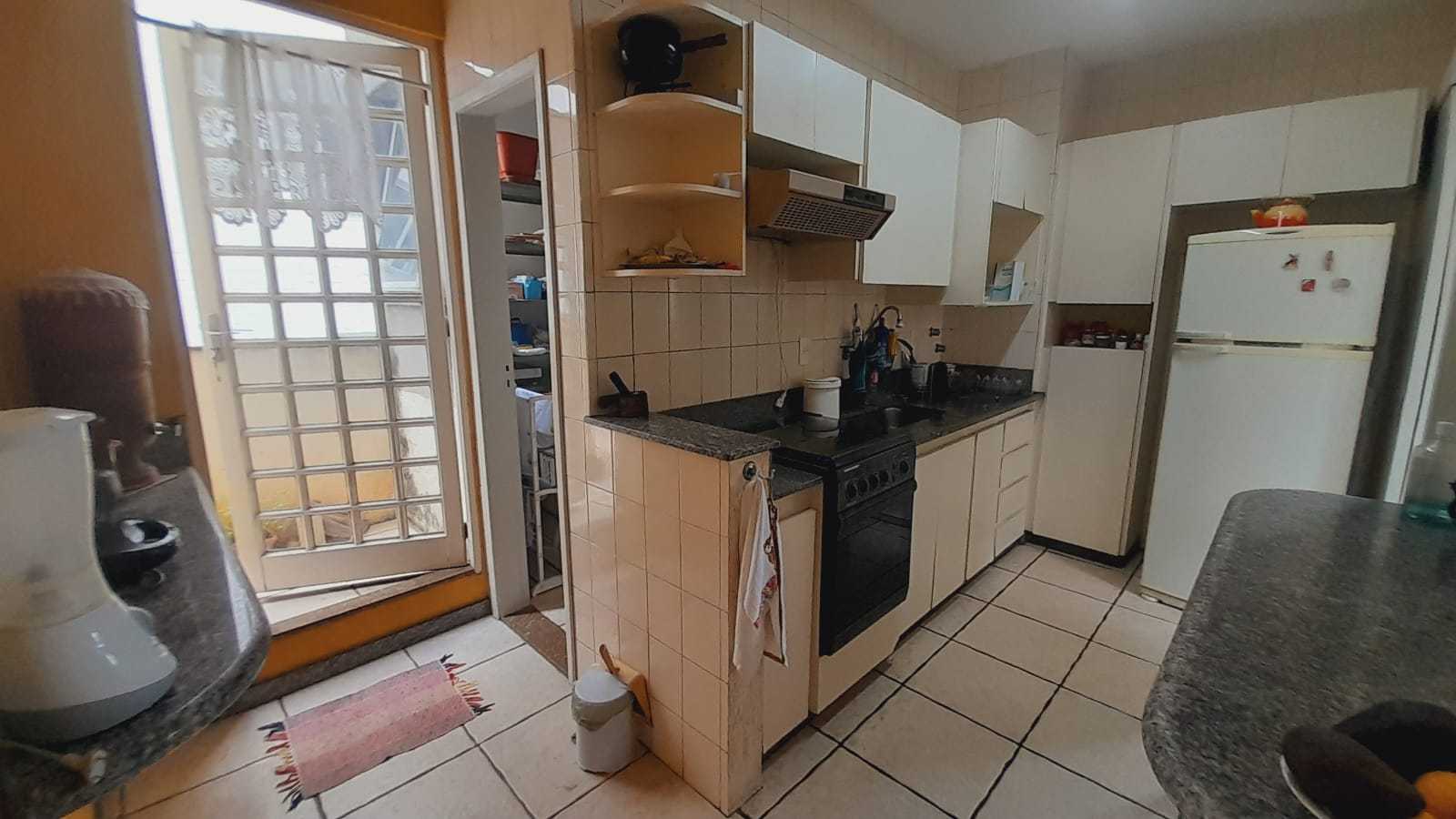 Apartamento à venda com 2 quartos, 68m² - Foto 19