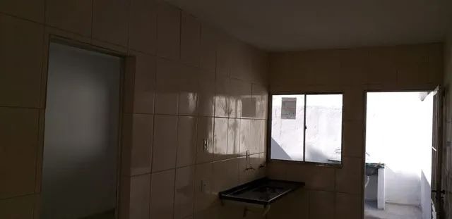 Casa à venda com 2 quartos, 112m² - Foto 2