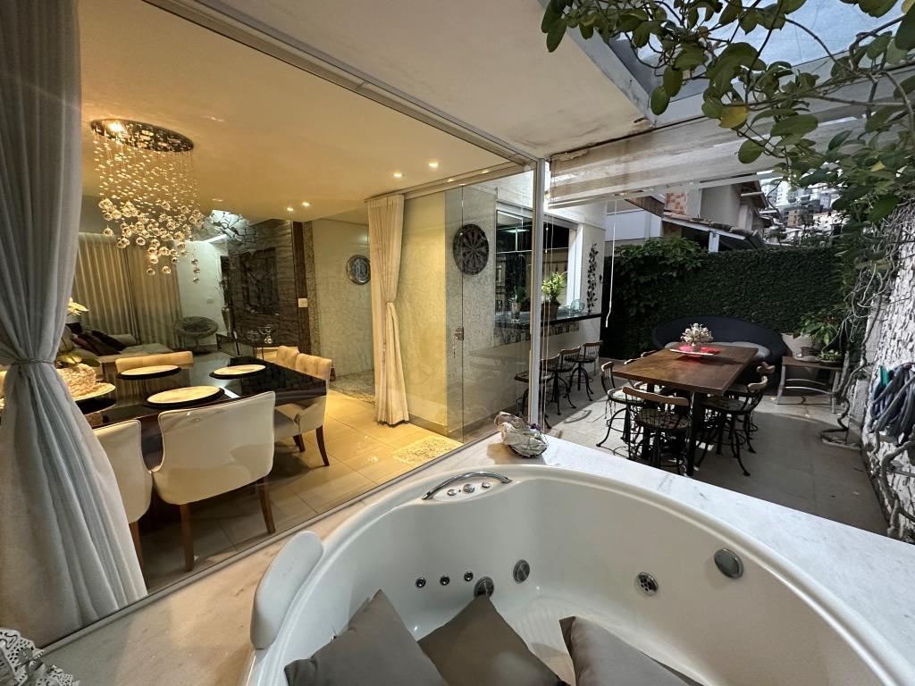 Casa à venda com 3 quartos, 176m² - Foto 5