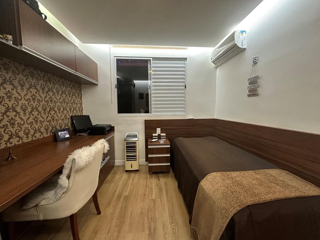 Casa à venda com 3 quartos, 176m² - Foto 11