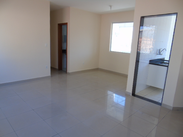 Apartamento à venda com 3 quartos, 83m² - Foto 1