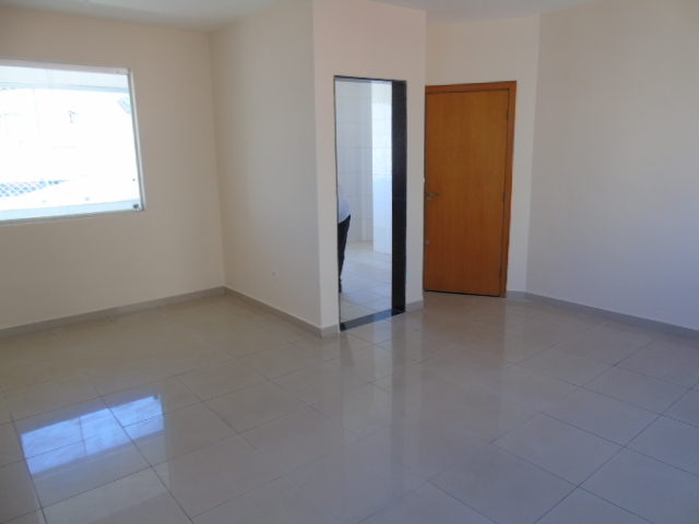 Apartamento à venda com 3 quartos, 83m² - Foto 8