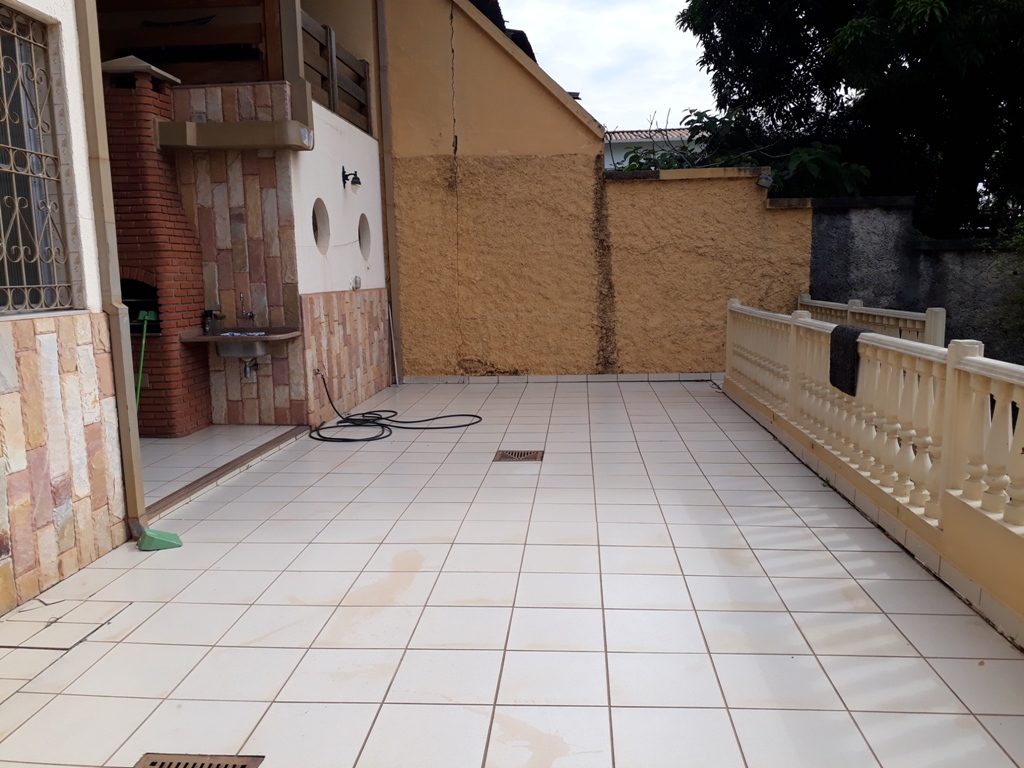 Casa à venda com 3 quartos, 231m² - Foto 20