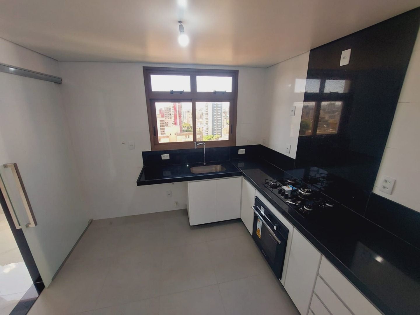 Cobertura à venda com 3 quartos, 173m² - Foto 3