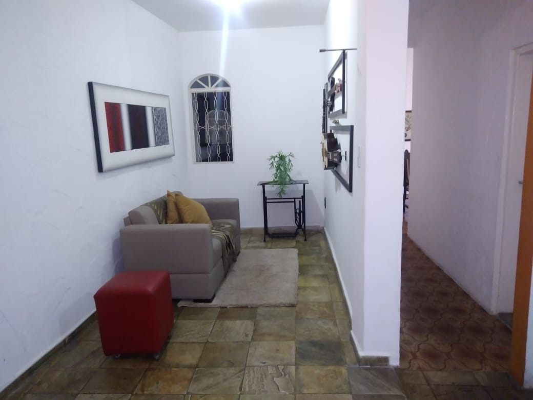 Casa, 2 quartos, 300 m² - Foto 1