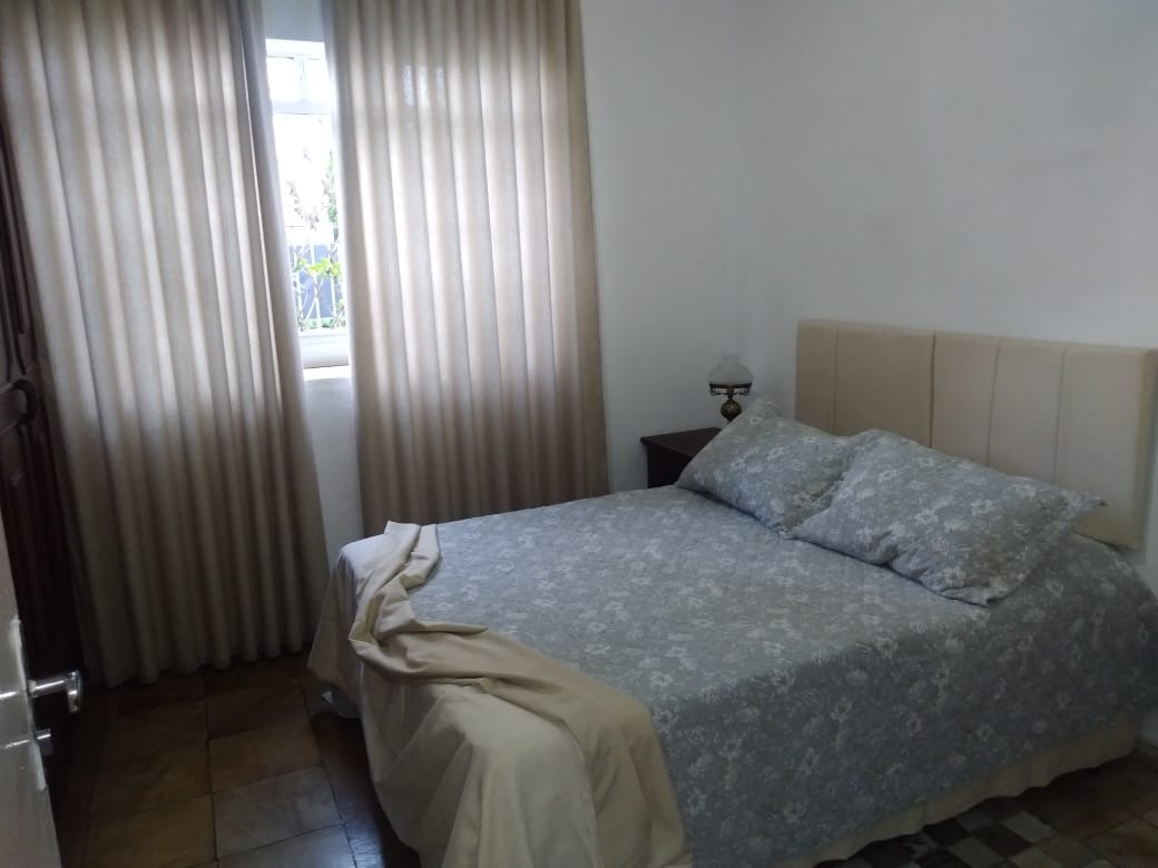 Casa à venda com 2 quartos, 300m² - Foto 7