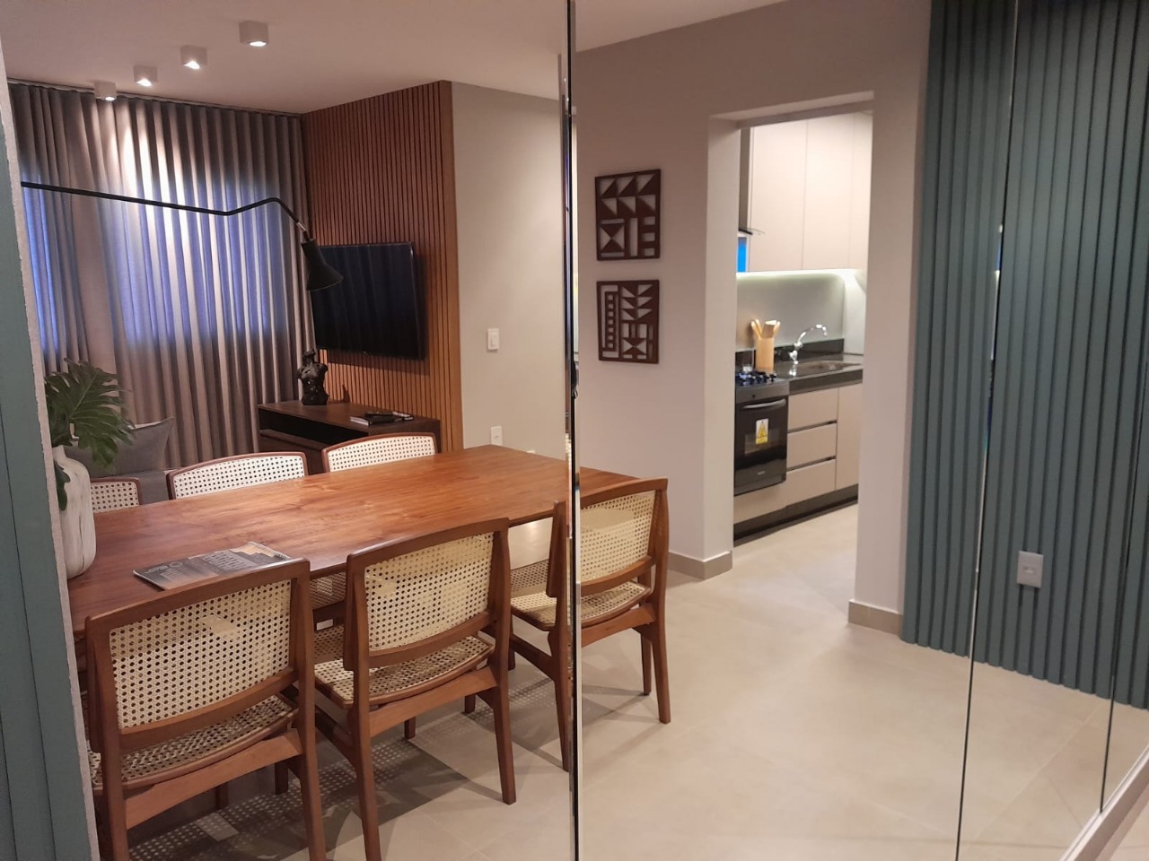 Apartamento à venda com 3 quartos, 74m² - Foto 4