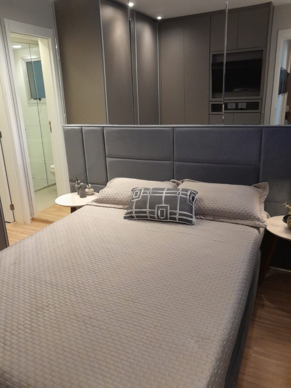 Apartamento à venda com 3 quartos, 74m² - Foto 1