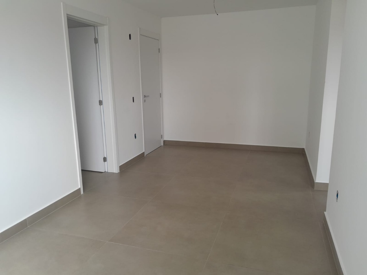 Apartamento à venda com 2 quartos, 60m² - Foto 11