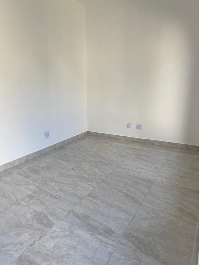 Casa à venda com 3 quartos, 90m² - Foto 5