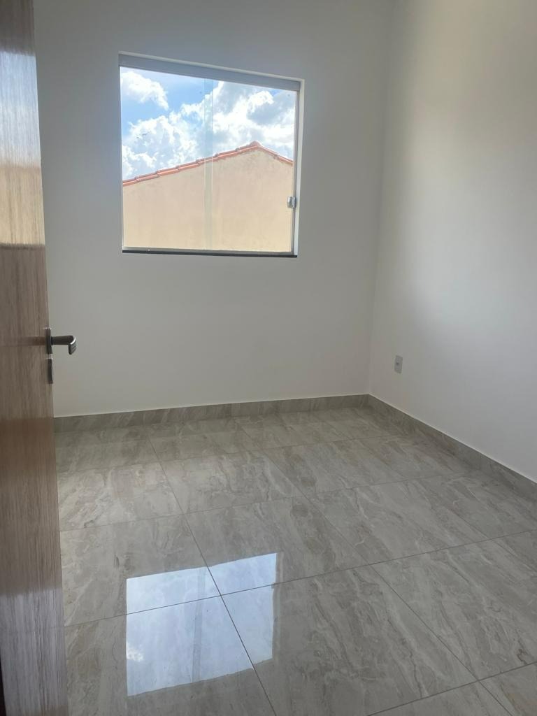 Casa à venda com 3 quartos, 90m² - Foto 6