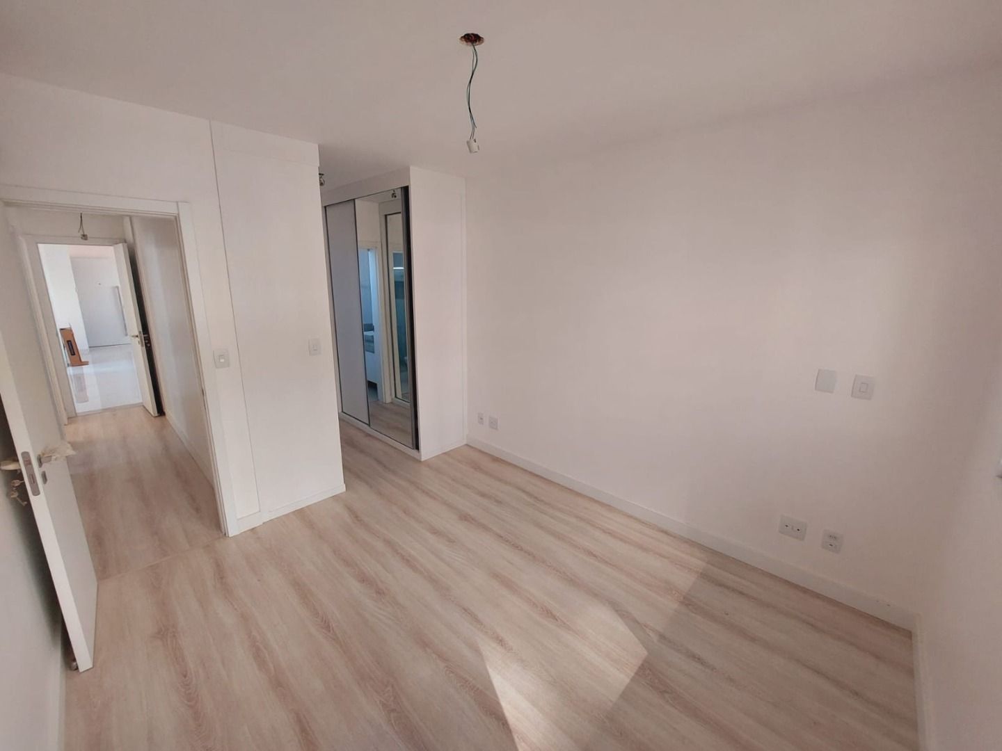 Apartamento à venda com 3 quartos - Foto 7