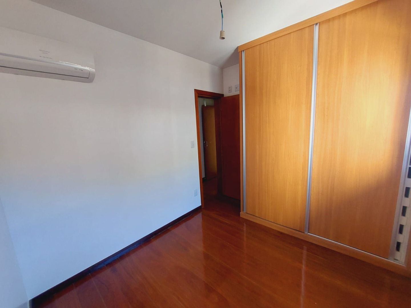 Apartamento à venda com 3 quartos - Foto 13