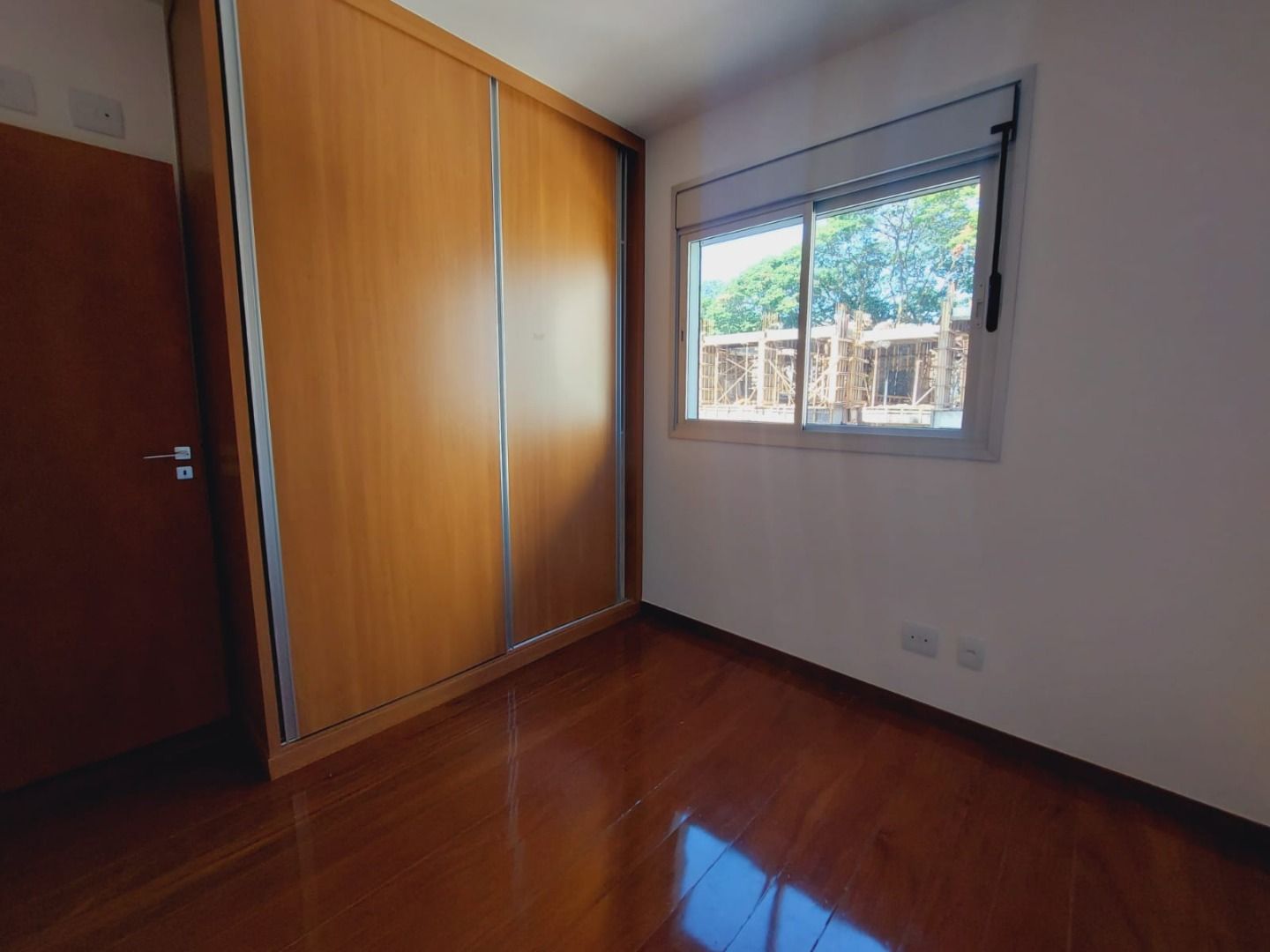 Apartamento à venda com 3 quartos - Foto 10