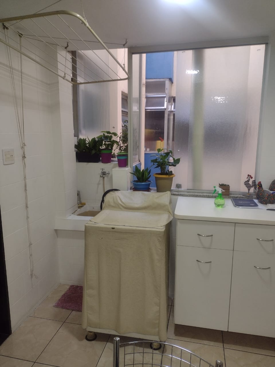 Apartamento à venda com 3 quartos, 90m² - Foto 3