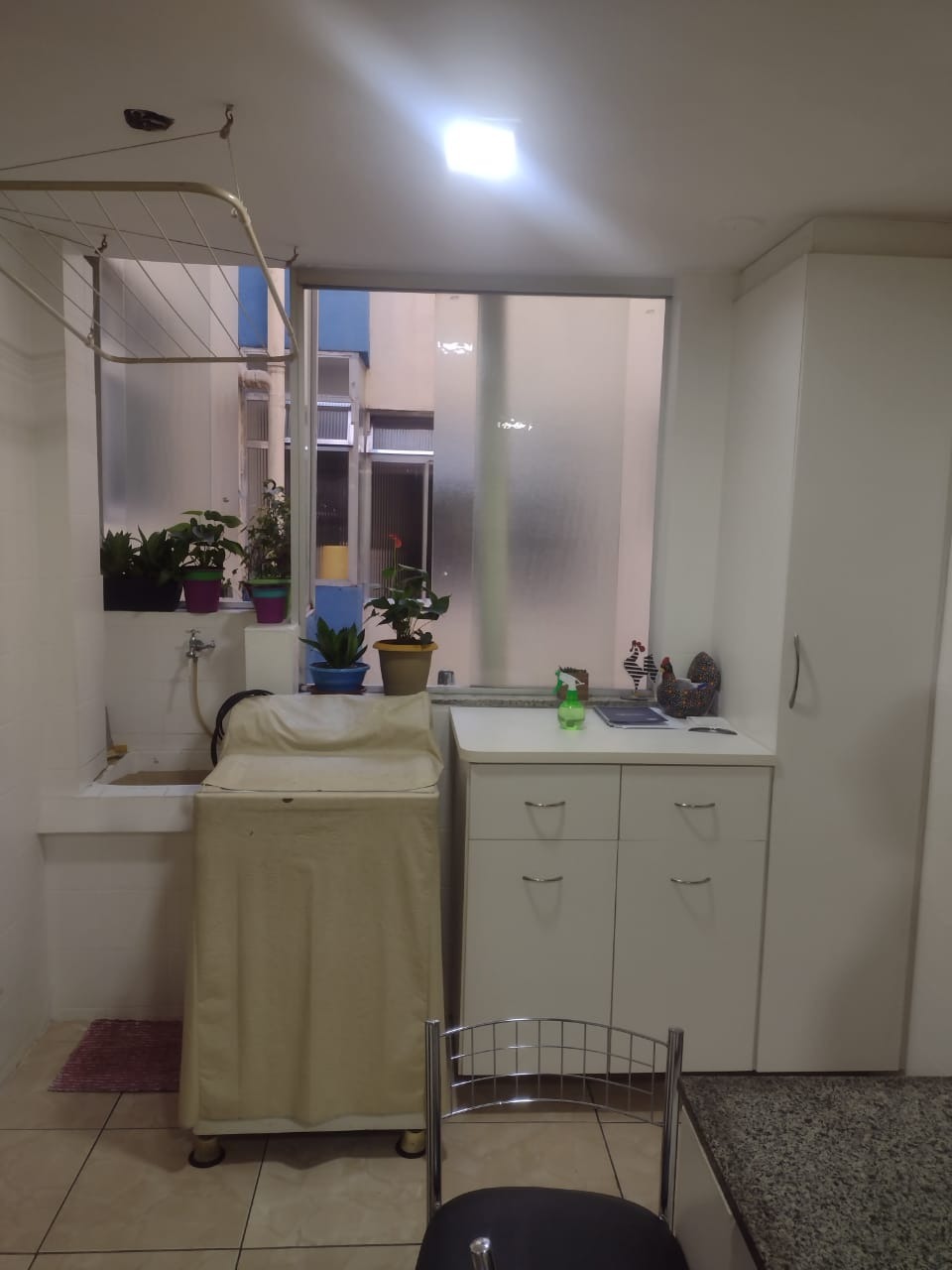 Apartamento à venda com 3 quartos, 90m² - Foto 4