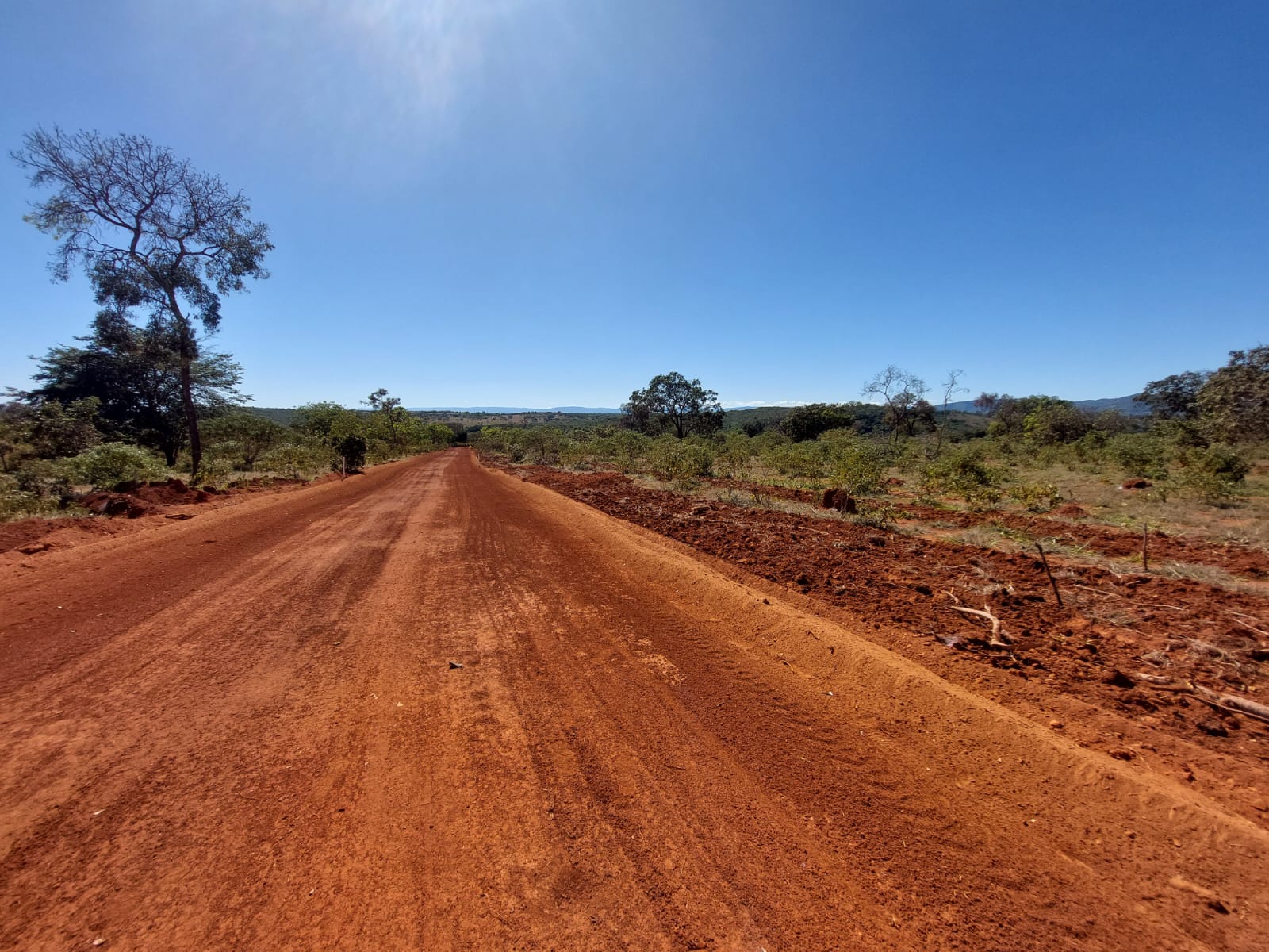 Chácara à venda com 1 quarto, 20000m² - Foto 1