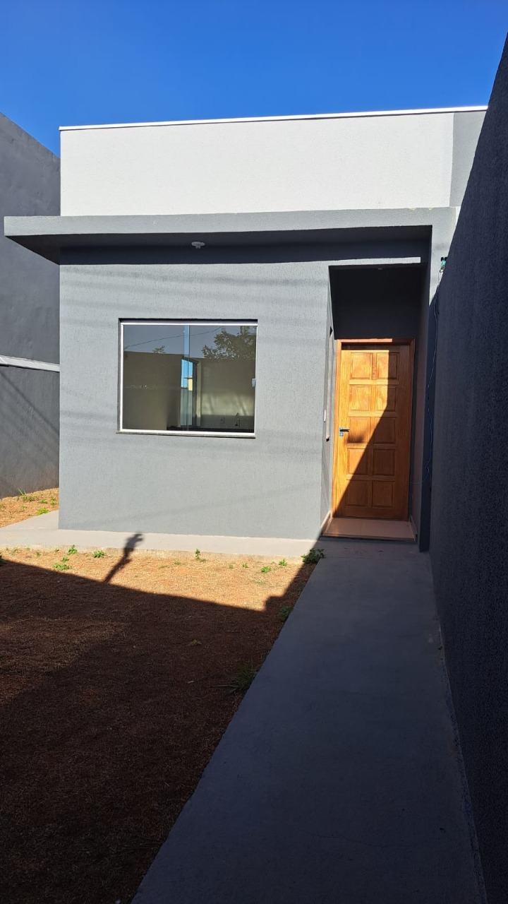 Casa à venda com 2 quartos, 55m² - Foto 2