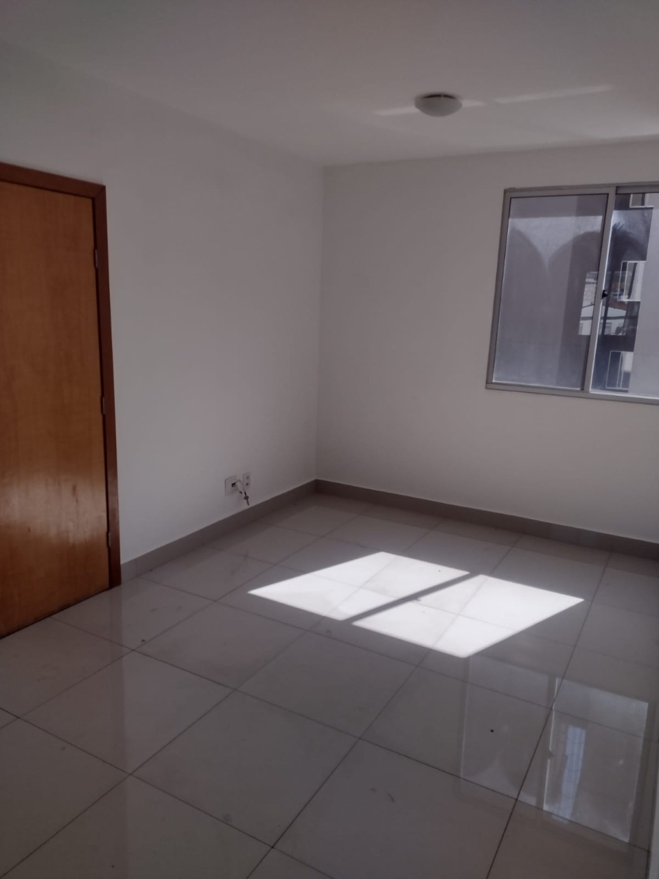 Apartamento à venda com 2 quartos, 70m² - Foto 13